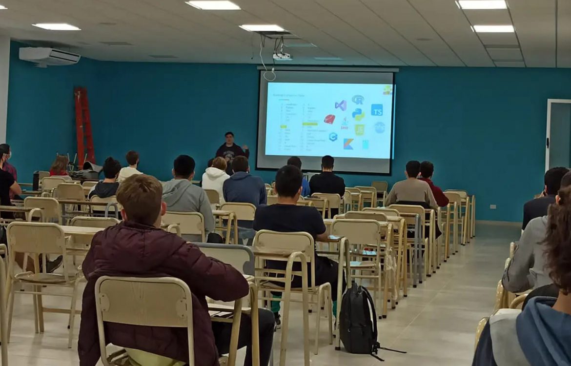 Ing. en Sistemas: “De lo académico al mundo laboral”