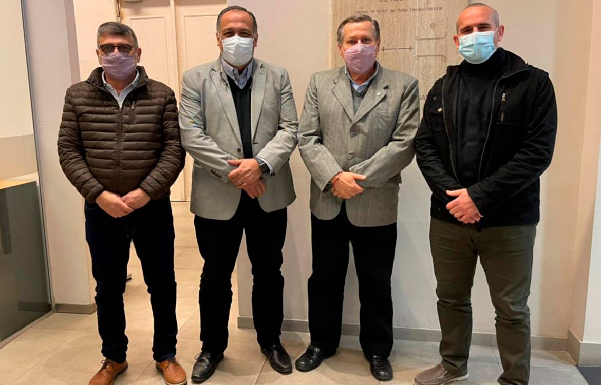 Autoridades de la UAP visitaron el IUNIR