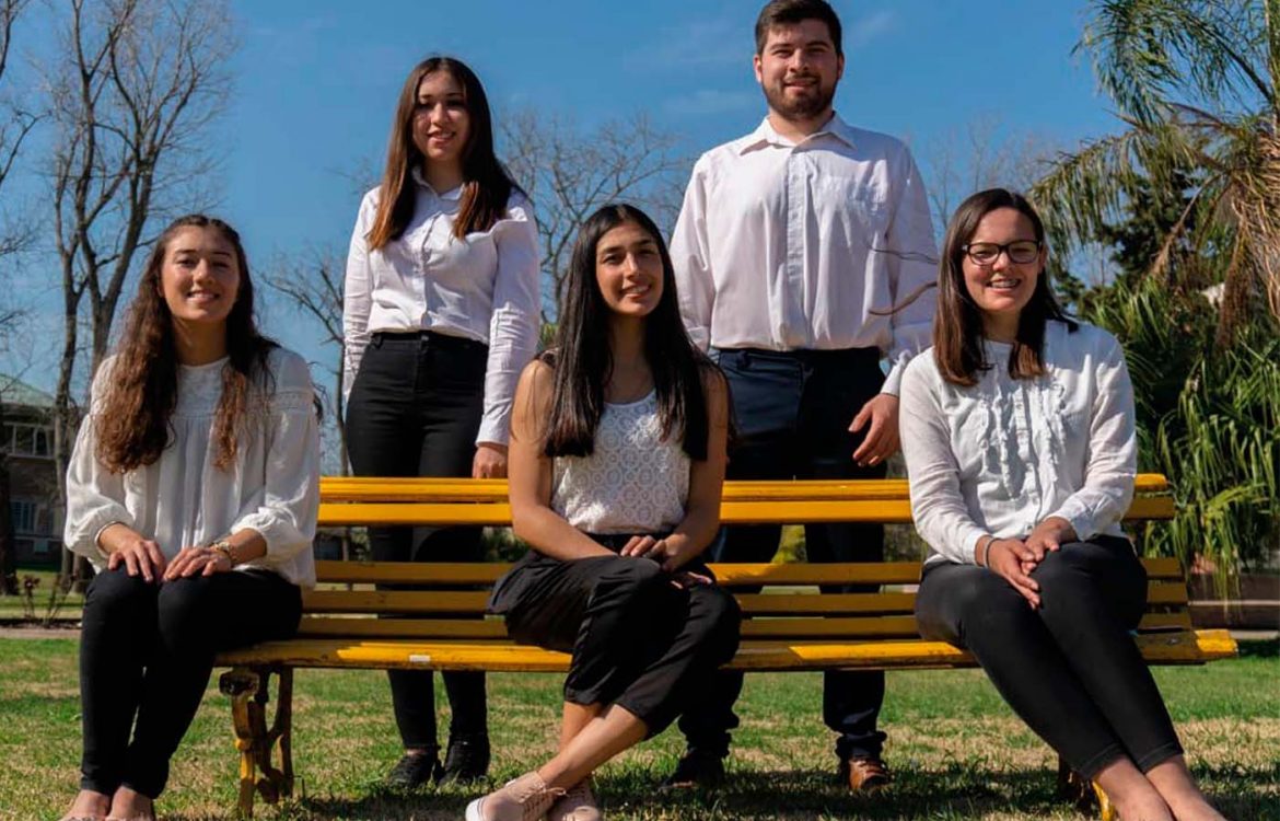 Integral Junior compartió información con el estudiantado en el campus universitario