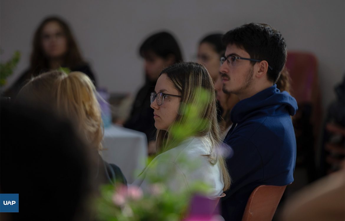 Se está desarrollando el curso «Enfermería en la Comunidad de la Fe»