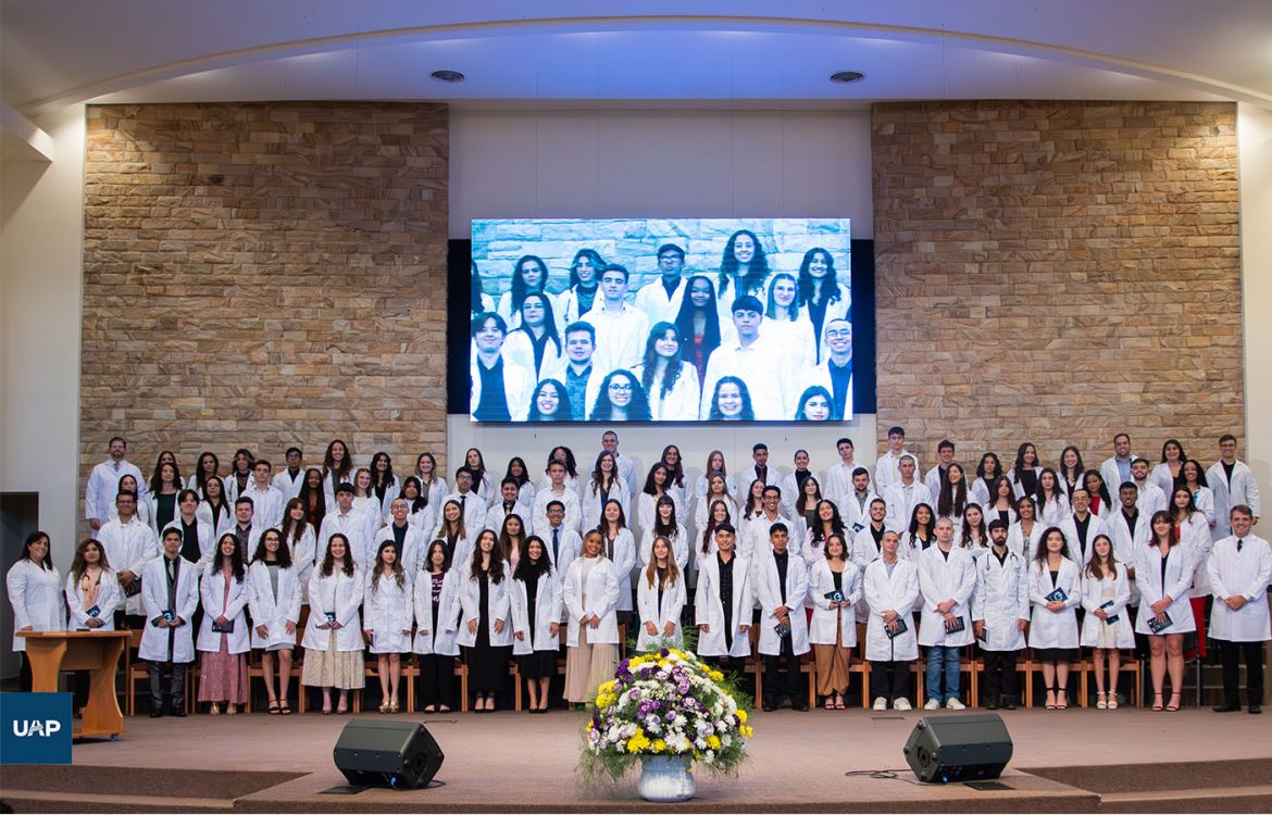 Cohorte 2024 de la carrera de Medicina