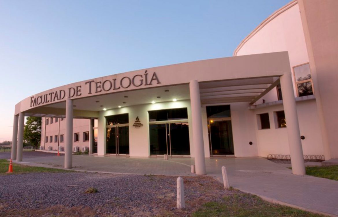 Se recibió la resolución de la CONEAU que acredita el posgrado en Teología