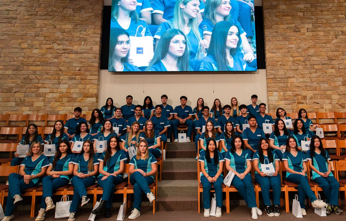Continúan las Ceremonias Vocacionales en la UAP