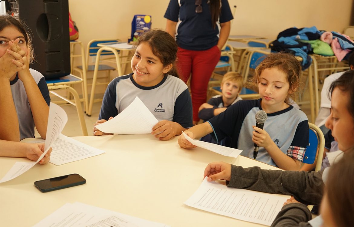 Radio UAP brindó un taller a alumnos de la escuela primaria