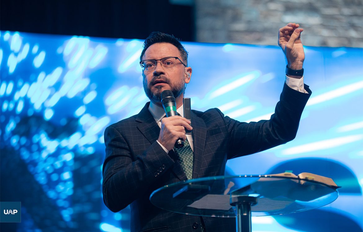 Pr. Odailson Fonseca: “No se trata de vos, se trata de Dios”