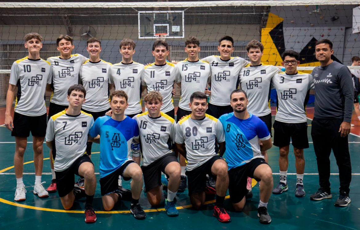 Equipos deportivos de la UAP compitieron en Crespo y Paraná