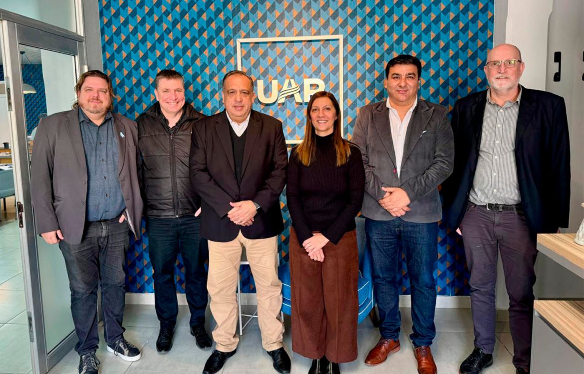 La UAP firma nuevo convenio con el Instituto de Formación Legislativa de Entre Ríos