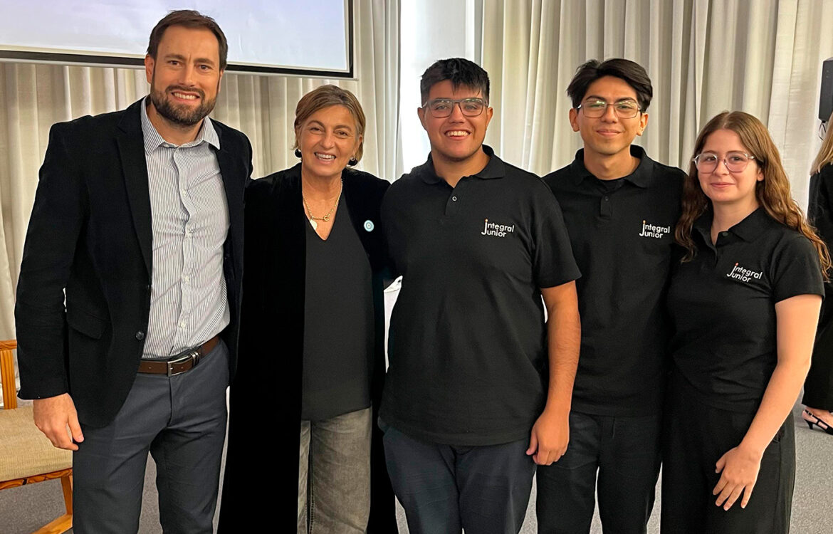 Integral Junior UAP presenta una propuesta innovadora para vincular la educación media entrerriana con el mundo laboral