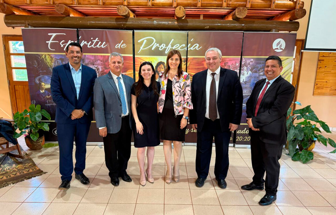 El Centro de Investigación White visitó la Asociación Argentina del Norte de la IASD