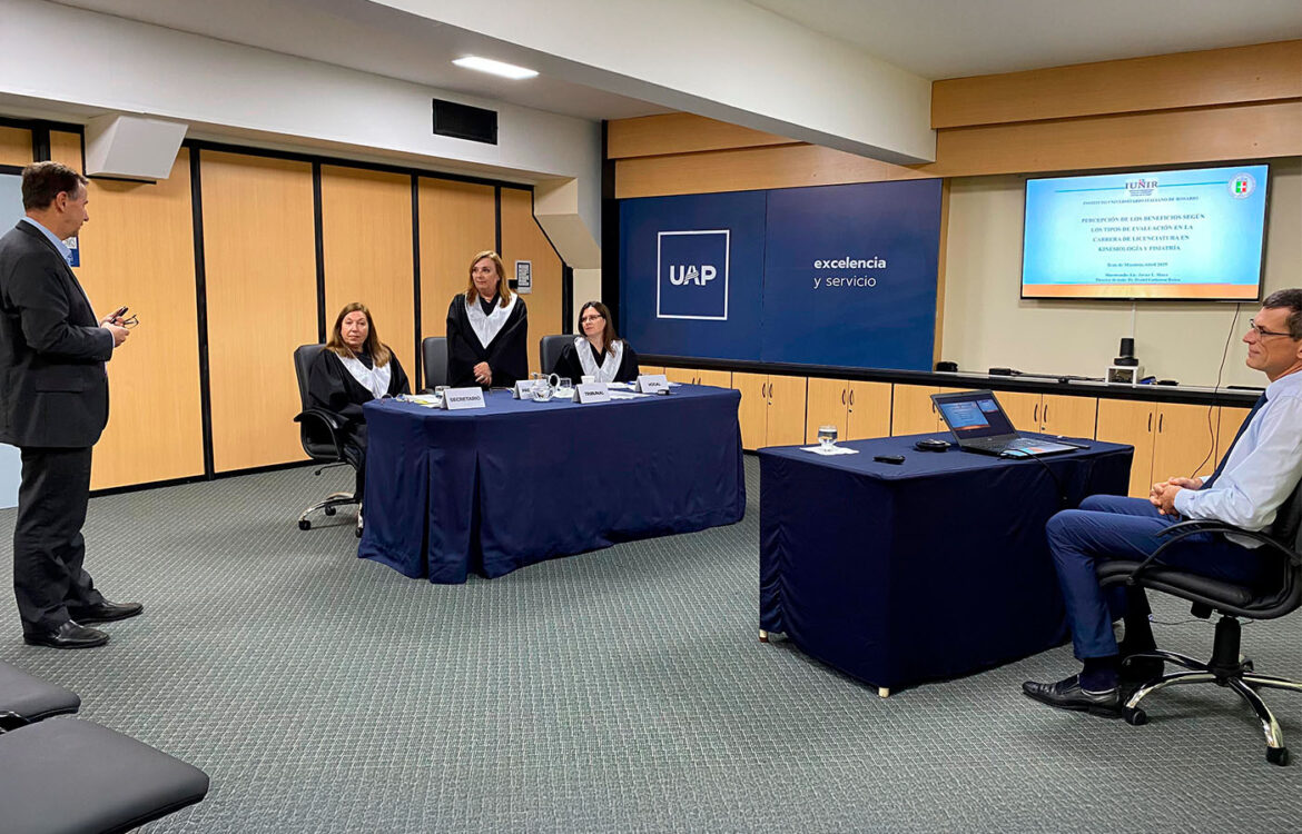 Exitosas defensas de tesis de posgrado.