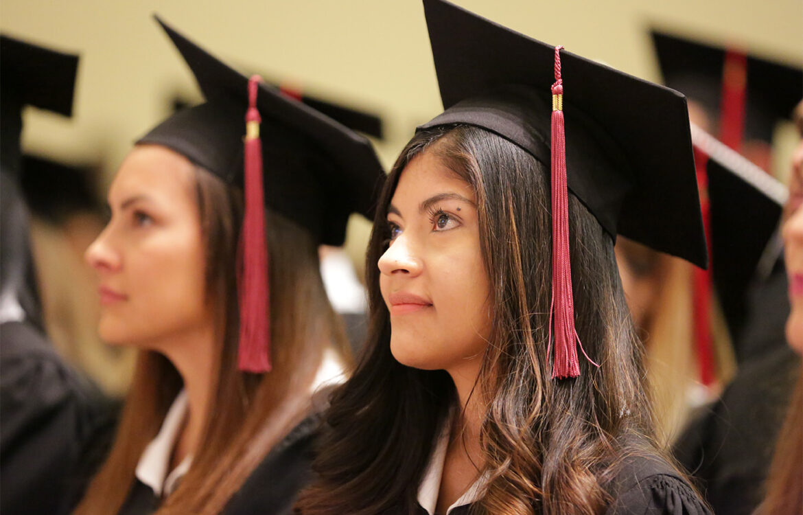 Primera Graduación 2025: más de doscientos treinta graduandos recibirán sus titulaciones