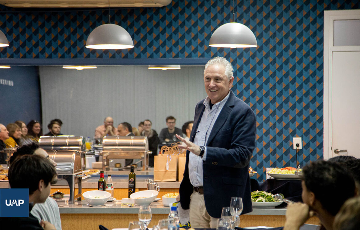 «El programa Adventist Colleges Abroad permite una psnisergia internacional»