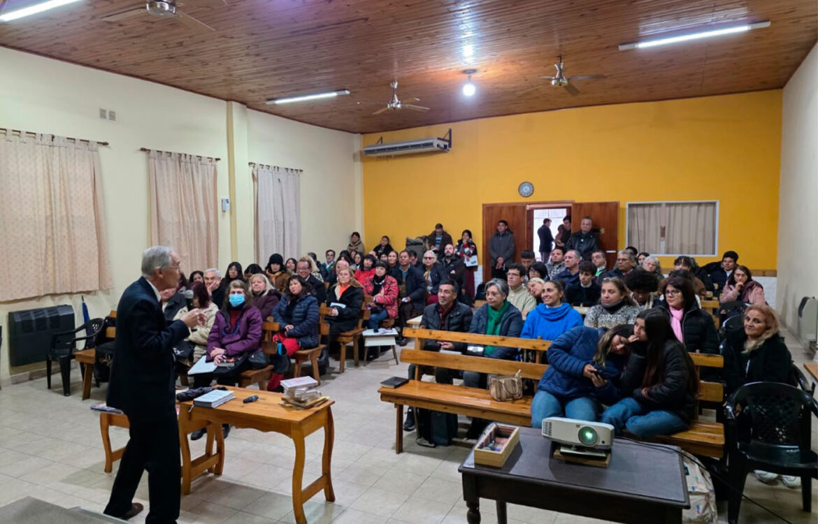 El equipo del SIED dictó un curso en Isidro Casanova