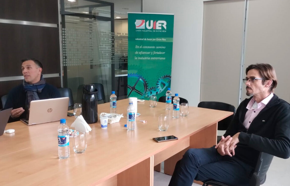 La UAP capacitó a miembros de la UIER en un programa de Evaluación de desempeño