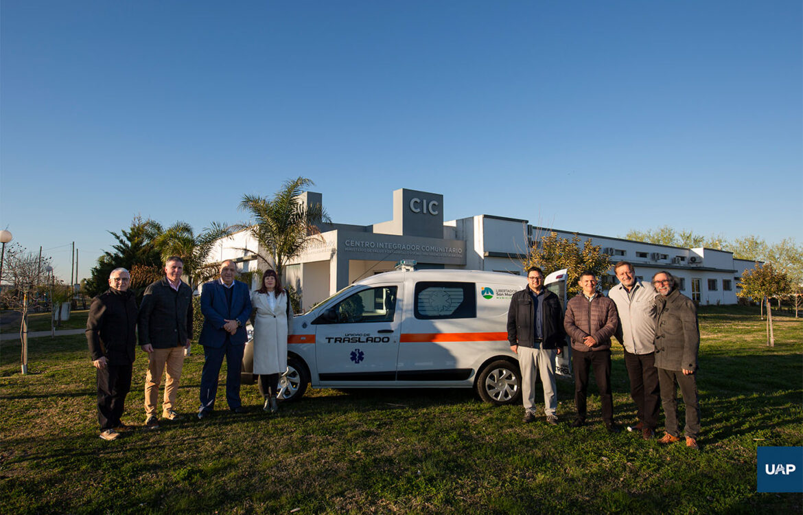 El Municipio, el SAP y la UAP presentaron la nueva unidad de traslado para Libertador San Martín